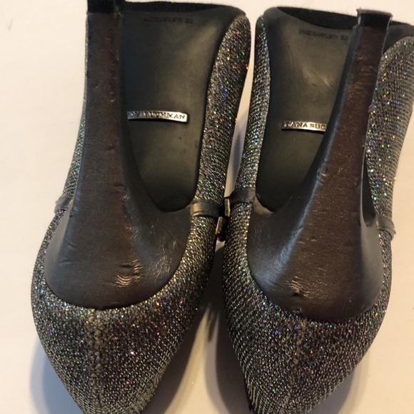 Ladies 9 m Dana Buchman silver sparkle pumps - Picture 14 of 14